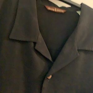 Men’s Shirt Tommy Bahama 100% Silk excellent